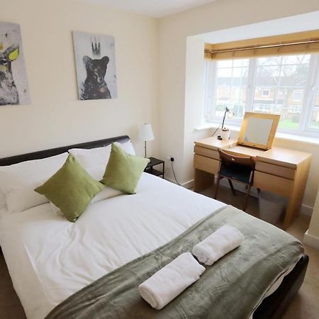 Easytravel Luxury Nec/Airport 3 Beds House Apartman Birmingham Kültér fotó