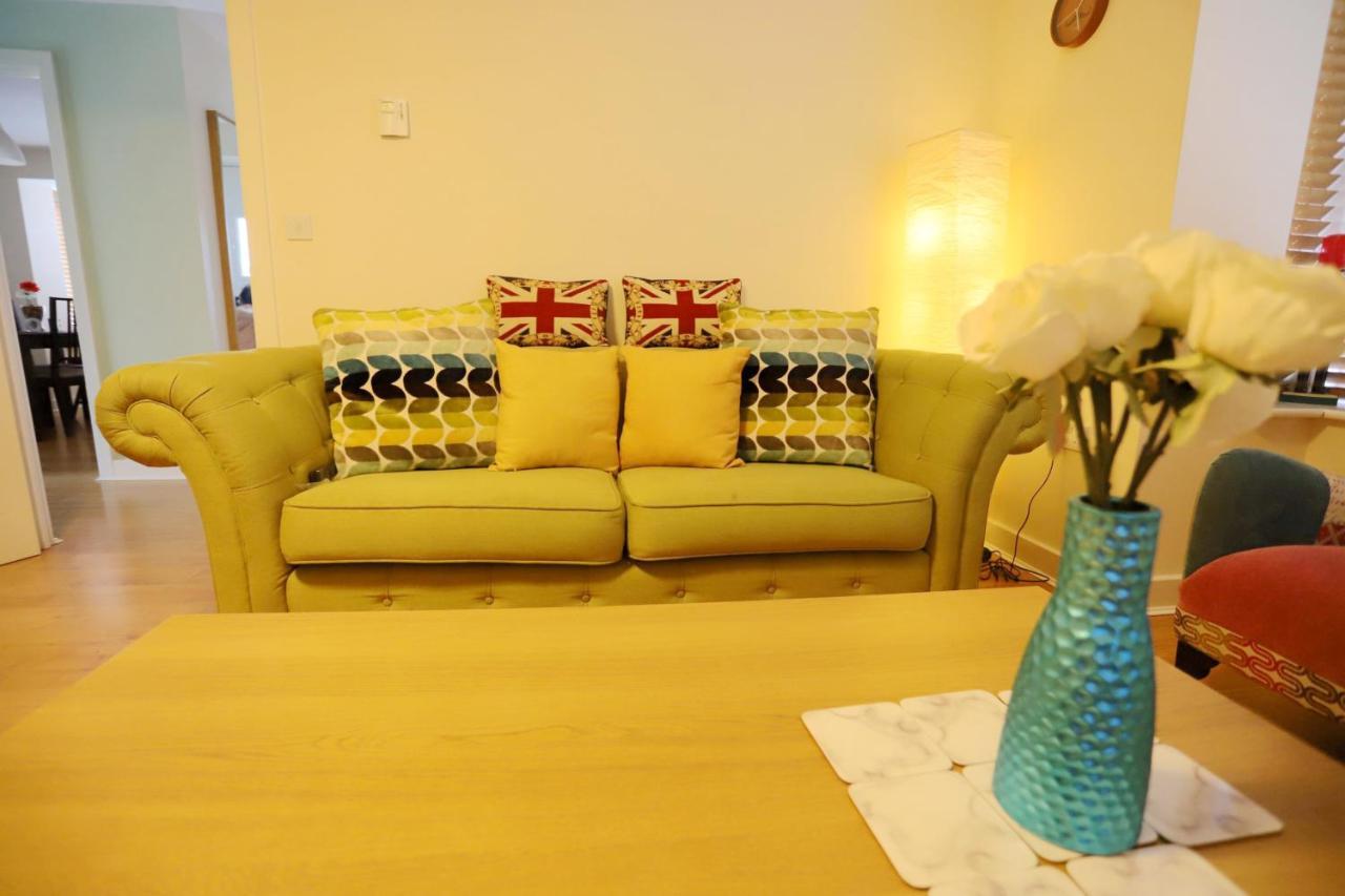 Easytravel Luxury Nec/Airport 3 Beds House Apartman Birmingham Kültér fotó