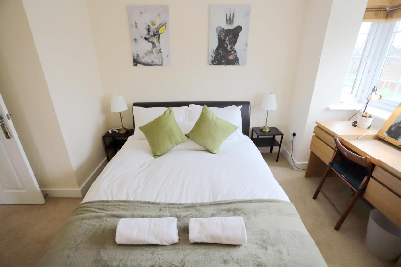 Easytravel Luxury Nec/Airport 3 Beds House Apartman Birmingham Kültér fotó